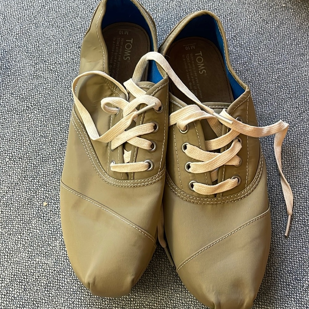 Toms - Beige Canvas Classic Men’s Shoe (Size 10)